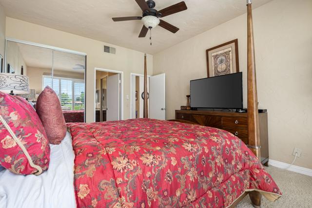 80601 Oak Tree, La Quinta CA: https://media.crmls.org/mediaz/8c1bb439-70f1-484f-8de8-d147099fd2ef.jpg