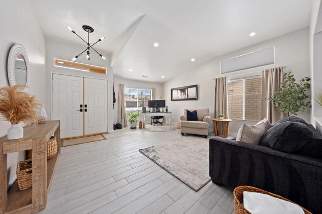 78860 Zenith Way, La Quinta CA: https://media.crmls.org/mediaz/8c1c2dc7-cdc7-4d86-a57e-dff5e37f5c6c.jpg