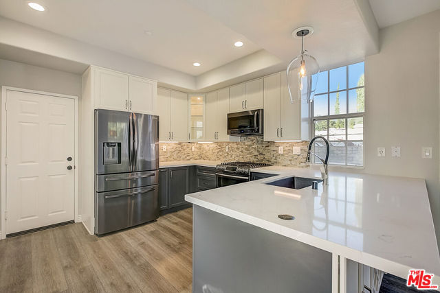 1677 River Wood Court photo 4