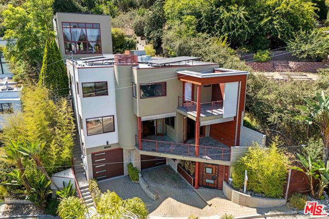 2222 Bancroft Avenue, Los Angeles CA: https://media.crmls.org/mediaz/8c1f5c0e-a516-47d0-9818-2b5f90979362.jpg