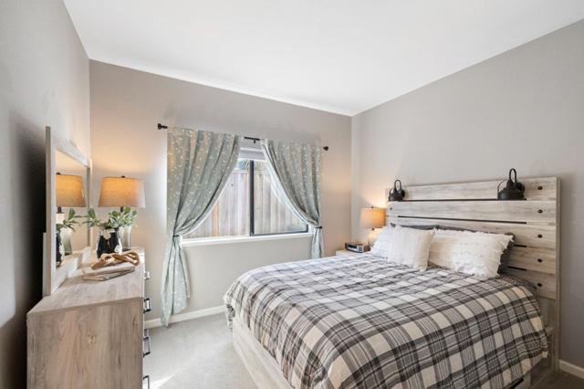 229 Marvilla Circle, Pacifica CA: https://media.crmls.org/mediaz/8c1f672a-0061-41ad-9a9f-a8483588a7e1.jpg