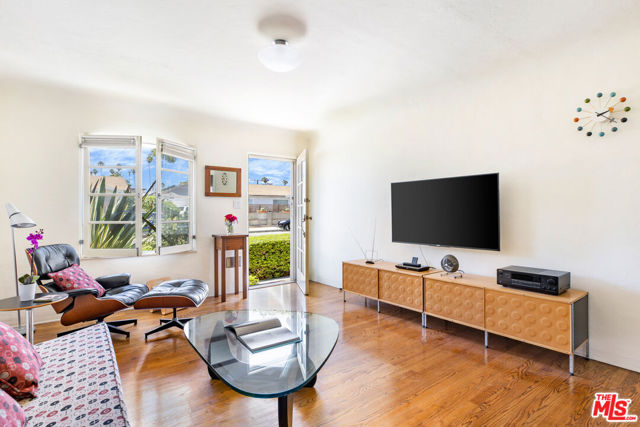 3120 Broadway photo 5