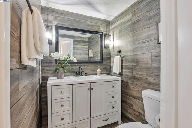 4243 Nerissa Cir, Fremont CA: https://media.crmls.org/mediaz/8c1fe31c-57d3-48bb-8fb7-700c322d7333.jpg