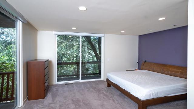 15 Kiowa Court, Portola Valley CA: https://media.crmls.org/mediaz/8c202958-e06d-4fcf-82b5-f38bc749b3dc.jpg
