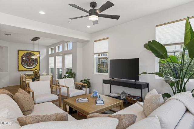 Detail Gallery Image 16 of 64 For 4320 Waterside Ln, Oxnard,  CA 93035 - 3 Beds | 2/1 Baths