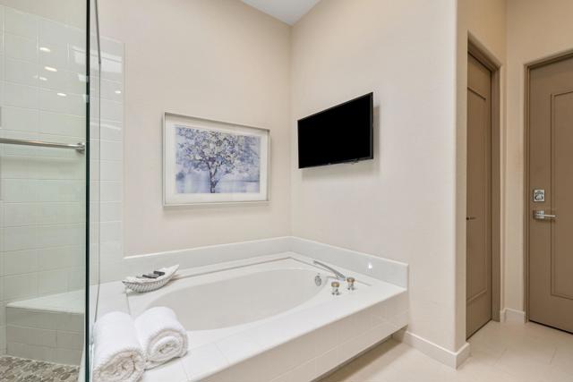 502 Desert Holly Drive, Palm Desert CA: https://media.crmls.org/mediaz/8c21f277-0636-46fa-97ed-a8f0e64cbcaa.jpg