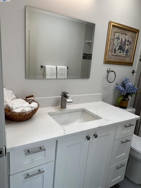 2559 Lynn Ave, Concord CA: https://media.crmls.org/mediaz/8c228a74-761c-43cf-b77e-1bffbca6cb5d.jpg