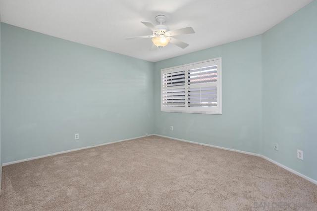 1914 Swallow Ln, Carlsbad CA: https://media.crmls.org/mediaz/8c23ab8d-75c2-455a-9cdd-96cae1be2d22.jpg