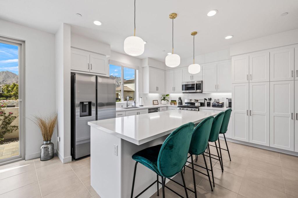 MLS #219137292DA image #13