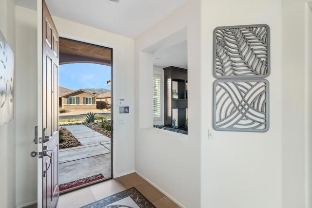Image 4 of 45 For 84345 Volare Avenue