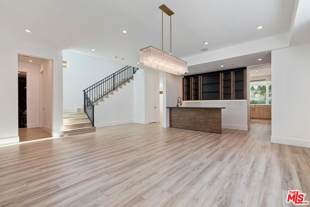 MLS #26857329 image #21