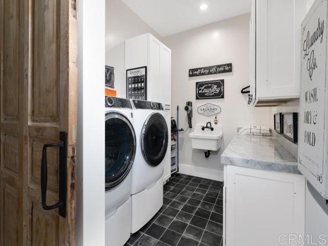 2255 Via Dulcea, Fallbrook CA: https://media.crmls.org/mediaz/8c26022e-0b15-4312-866d-c5f44679d602.jpg