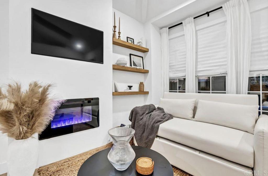 3711 46th Street - photo 2