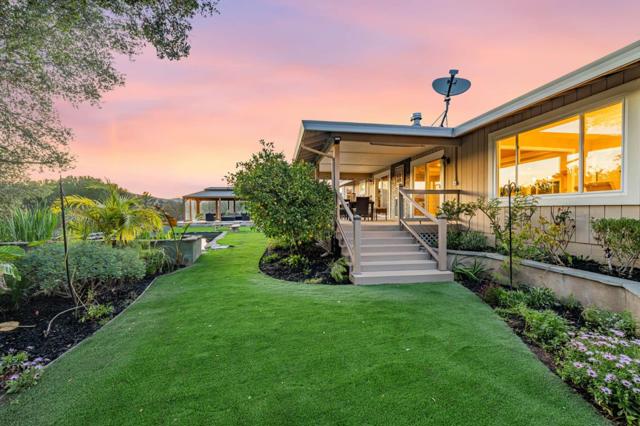 10260 Lucky Court, Gilroy CA: https://media.crmls.org/mediaz/8c29d725-3c46-4d50-a7ae-d2cc4365f6f5.jpg