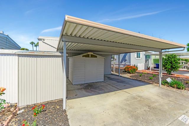 2097 Dalis Drive, Concord CA: https://media.crmls.org/mediaz/8c2c8364-e0b9-460d-8c78-37c9e29732ab.jpg