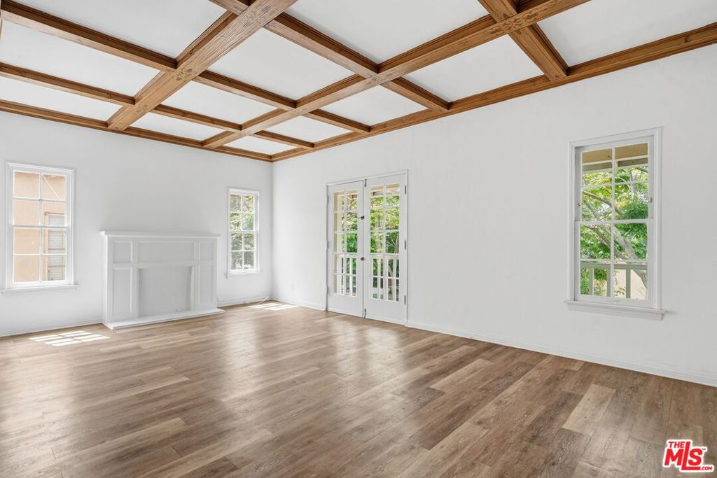 140 S Camden Drive #202