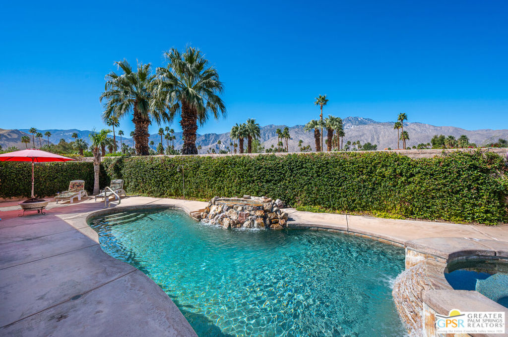 1321 Crystal Court