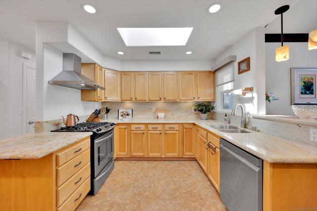 3467 Shawnee Rd, San Diego CA: https://media.crmls.org/mediaz/8c308a18-16de-46b0-80fc-653655114ab1.jpg
