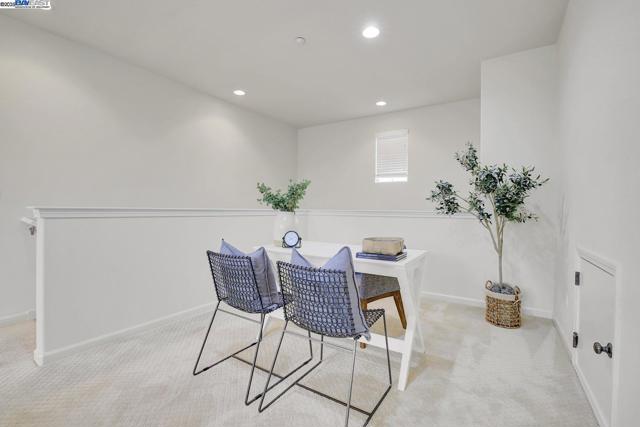 5092 Fioli Loop, San Ramon CA: https://media.crmls.org/mediaz/8c30f74b-264a-41d9-a9a9-2a92550152ea.jpg