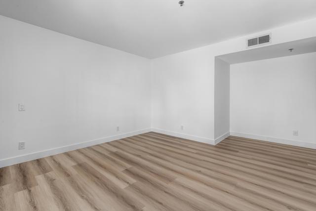 500 E Amado Road #212, Palm Springs, CA 92262