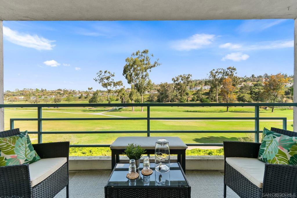 2556 Navarra Drive - photo 9