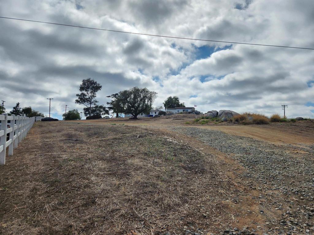 1060 Crest View Rd - photo 13