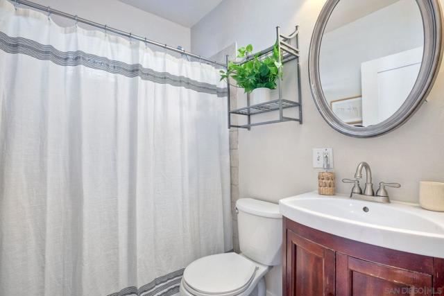 3670 Florida St, San Diego CA: https://media.crmls.org/mediaz/8c32d149-7195-47b8-8497-b4f1898bacde.jpg