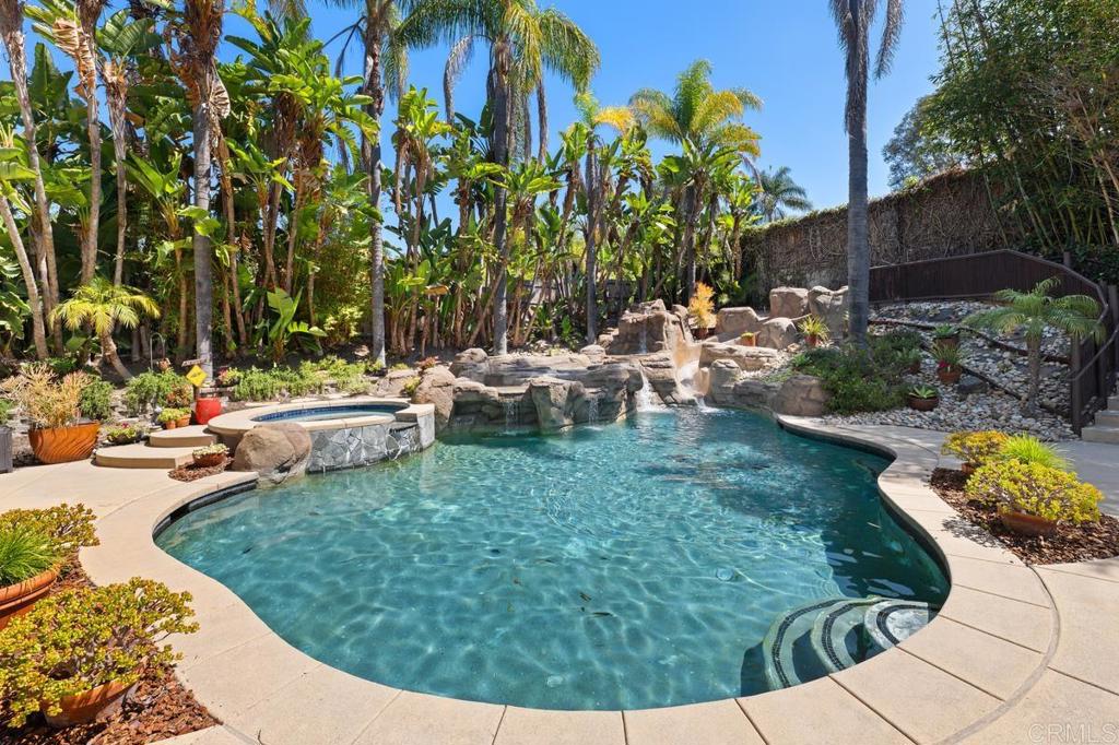 1056 Woodside Way - photo 6