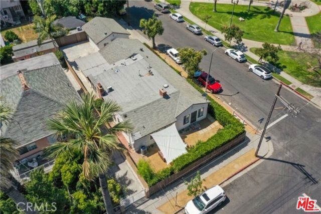 1856 W 14th Street, Los Angeles CA: https://media.crmls.org/mediaz/8c32e54f-6244-4dcf-b1a8-83e897a8be0b.jpg