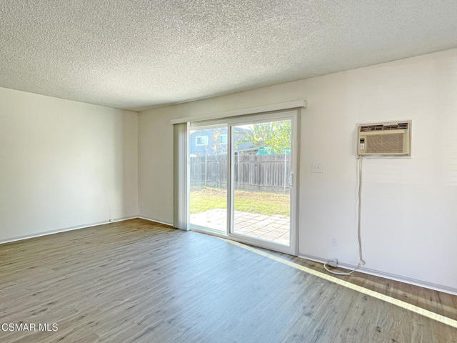 2467 Invar Court, Simi Valley CA: https://media.crmls.org/mediaz/8c330554-0d2d-4cd8-a52f-85b783837cbf.jpg