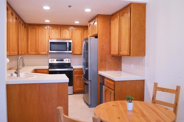 5845 Friars Road, San Diego CA: https://media.crmls.org/mediaz/8c333f73-9a65-4a45-b07a-d0e82324f3d2.jpg