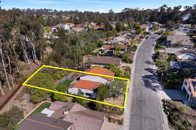 Image 10 of 57 For 10594 Rookwood Drive
