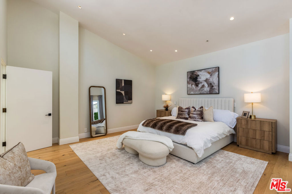 MLS #26850931 image #42