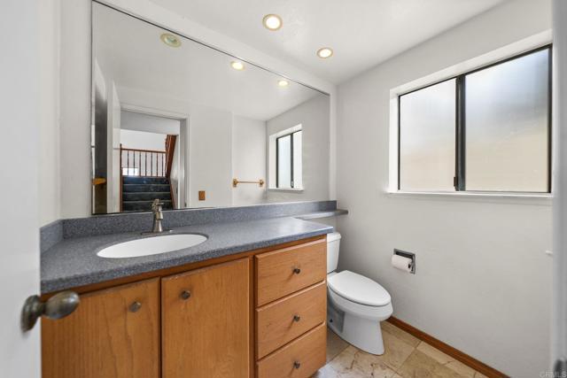 Detail Gallery Image 13 of 24 For 1748 Gascony Road, Encinitas,  CA 92024 - 3 Beds | 2/1 Baths