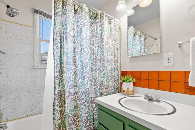 206 Bayview Court, Aptos CA: https://media.crmls.org/mediaz/8c3781a6-83c9-4325-8be9-ef5226a7832e.jpg