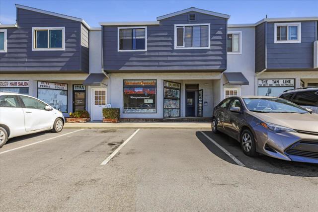 1715 Palmetto Avenue, Pacifica CA: https://media.crmls.org/mediaz/8c37c519-c2cb-4f25-9627-6fc96d3b5c59.jpg