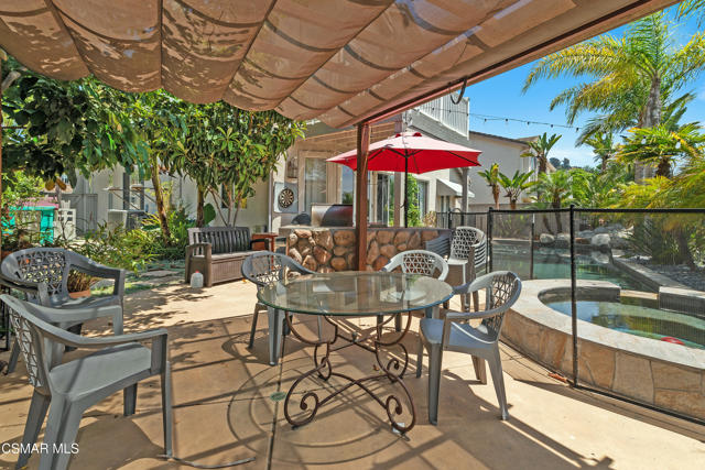 2336 Summerwind Place, Carlsbad CA: https://media.crmls.org/mediaz/8c3865ac-f26c-43ee-ad5d-c45e87156a72.jpg