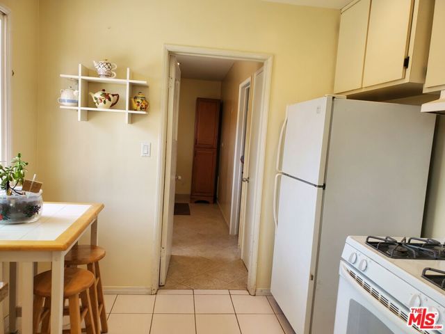 13207 Ruthelen Street, Gardena CA: https://media.crmls.org/mediaz/8c38737f-1700-4388-951b-0d766f2e47c7.jpg