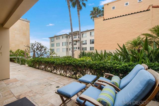 202 Coast Blvd, La Jolla, California 92037, 3 Bedrooms Bedrooms, ,2 BathroomsBathrooms,Condominium,For Sale,Coast Blvd,240022992SD