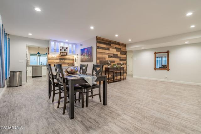 2760 Royal Avenue, Simi Valley CA: https://media.crmls.org/mediaz/8c38a1ff-a1a2-4825-8dfd-8e69b786feeb.jpg