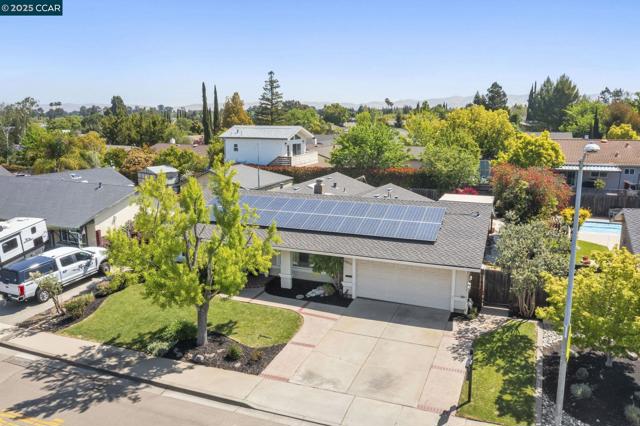 1630 Frankfurt Way, Livermore CA: https://media.crmls.org/mediaz/8c38b7aa-0959-490d-a678-293db256d140.jpg
