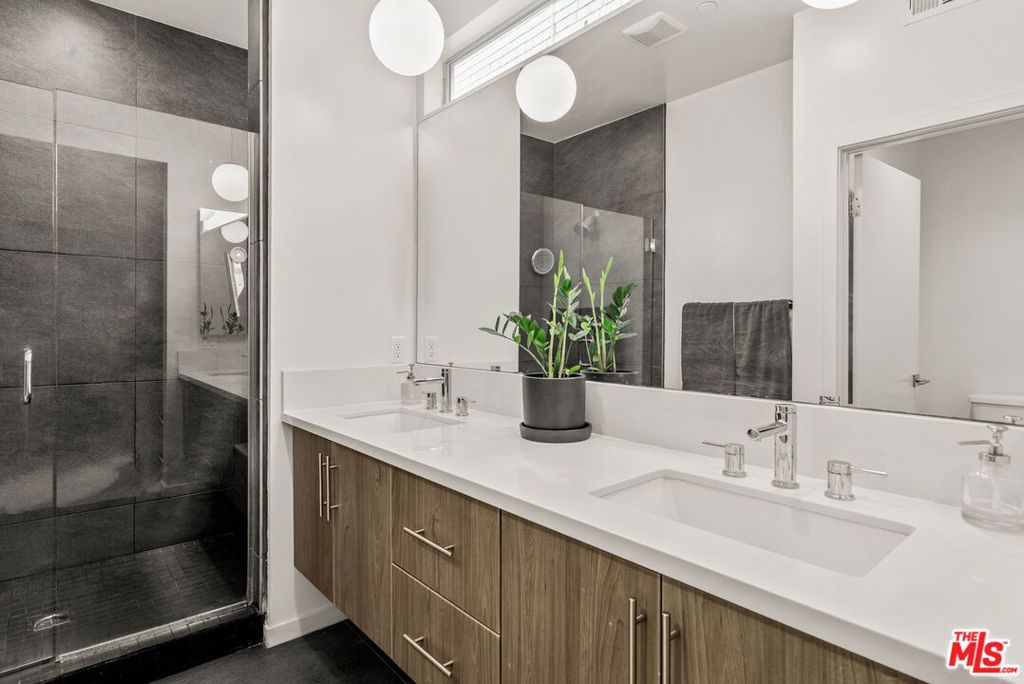 MLS #25619677 image #11