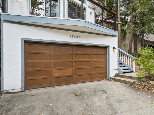 27157 Peninsula Drive, Lake Arrowhead, CA 92352