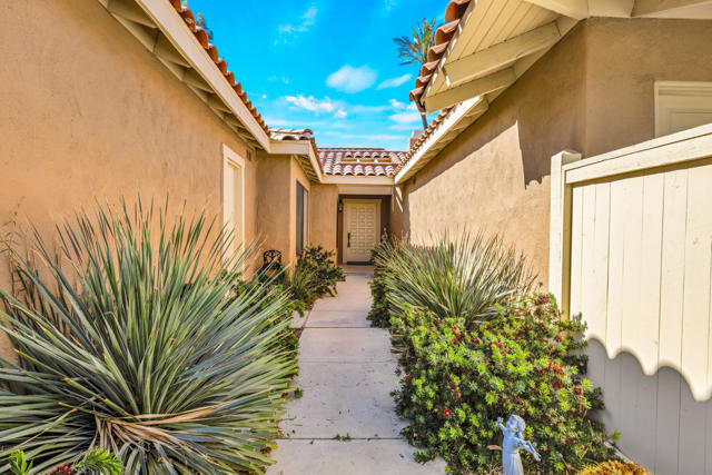 272 Avenida Del Sol, Palm Desert, CA 92260