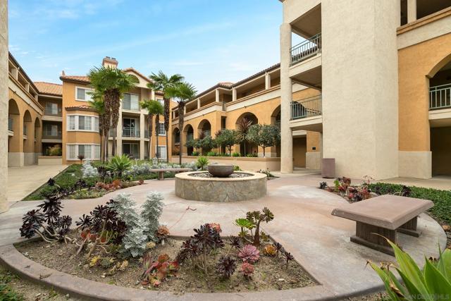 2220 Camino De La Reina, San Diego CA: https://media.crmls.org/mediaz/8c3bb6a7-a659-4ca3-8443-4cd31b19afa0.jpg