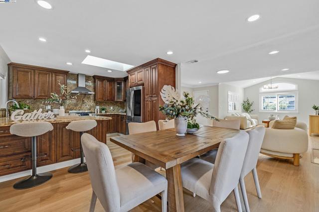 44840 Camellia Dr, Fremont CA: https://media.crmls.org/mediaz/8c3c9dc1-a9be-42ec-9a2e-03574aa06f42.jpg