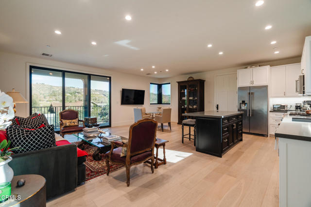 Detail Gallery Image 17 of 75 For 11666 Santa Rosa Rd, Camarillo,  CA 93012 - 10 Beds | 4/2 Baths