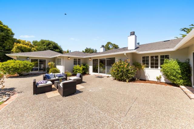 1575 Kingswood Drive, Hillsborough CA: https://media.crmls.org/mediaz/8c3df094-b615-4df4-878d-97ed7fc42e9e.jpg