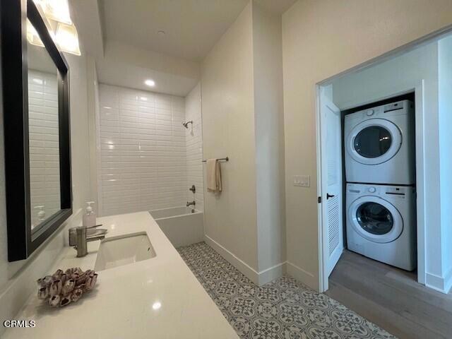 Detail Gallery Image 23 of 37 For 2218 E Main Street St #305,  Ventura,  CA 93001 - 3 Beds | 2/1 Baths