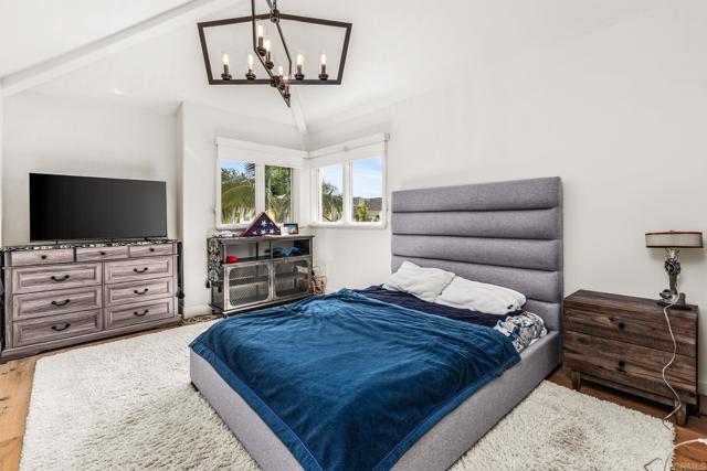 Image 18 of 32 For 40 Spinnaker Way